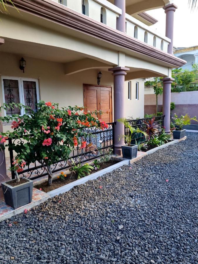 Villa Bungaroo Pereybere Beach ภายนอก รูปภาพ